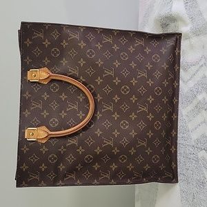 Louis Vuitton Sac plat